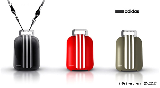 阿迪達斯 ldquo;旅行箱rdquo;U盤亮相