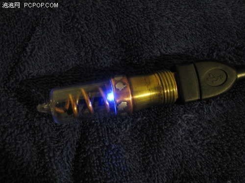 手槍/金磚/光暈棒 六款新奇產品曝光